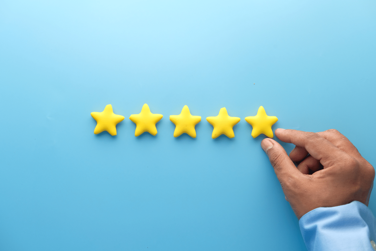 How Many Google Reviews Top-Ranked Financial Advisors Actually Have